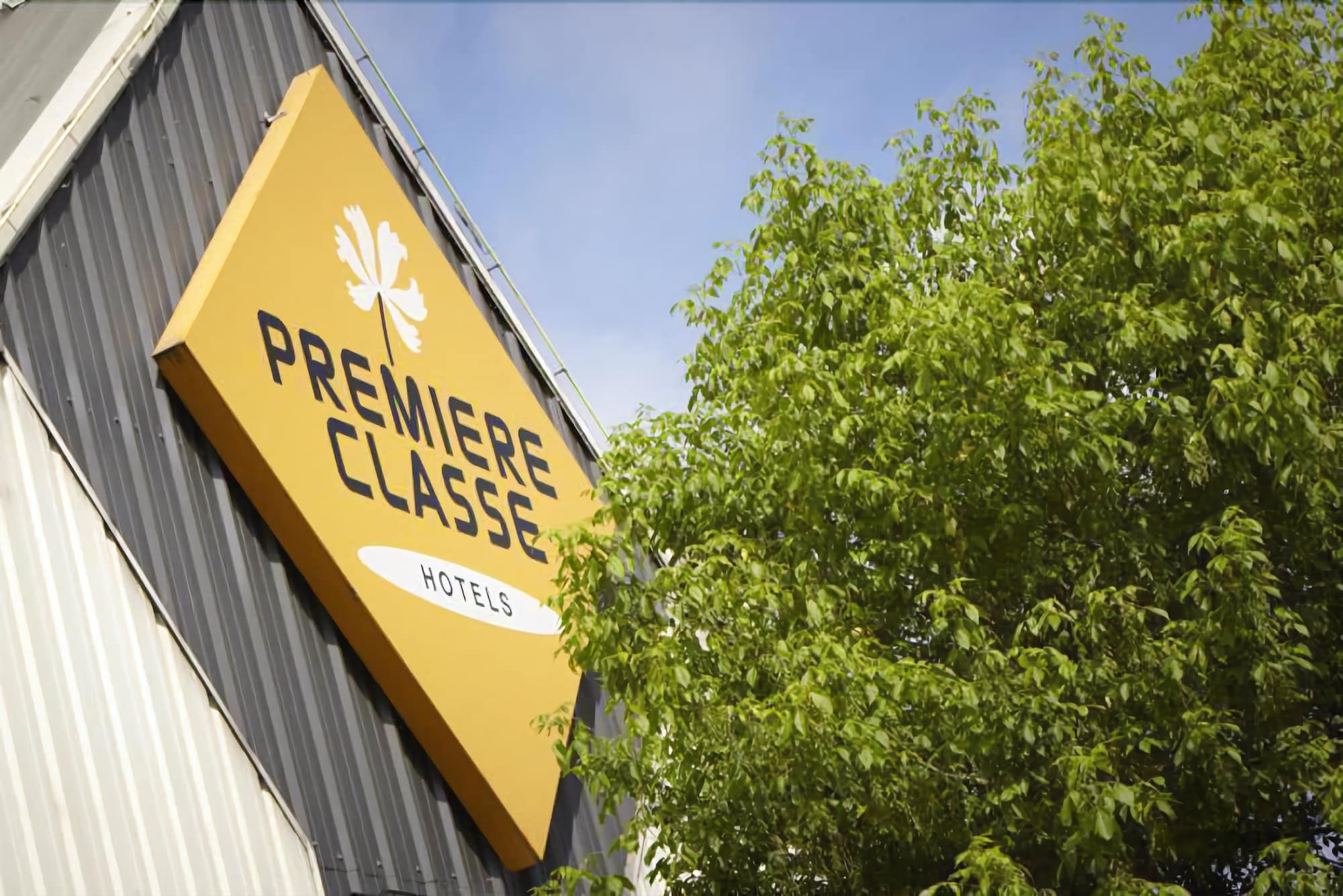 فندق بريمير كلاس كامبراي بروفيل Proville المظهر الخارجي الصورة